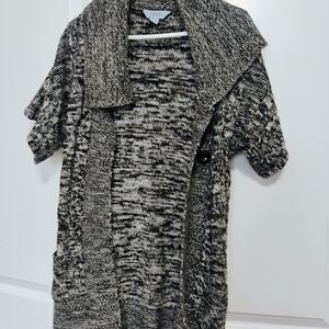 Jessica Black and Ivory Marled Knit Short-Sleeve Cardigan